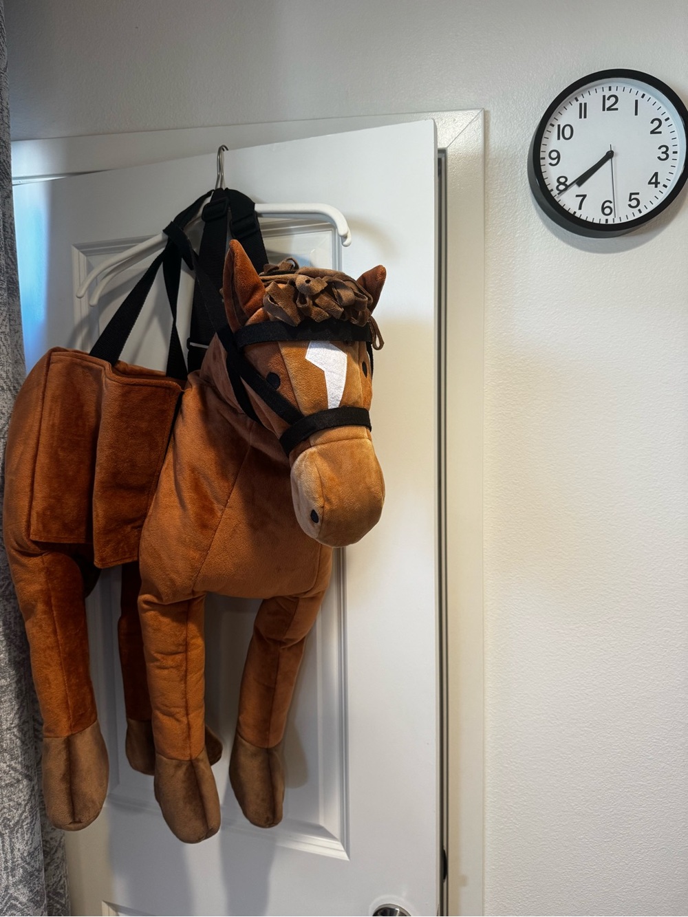 Hanna Andersson Plush Brown Horse Ride-On Costume with White Blaze - Picture 3 of 5